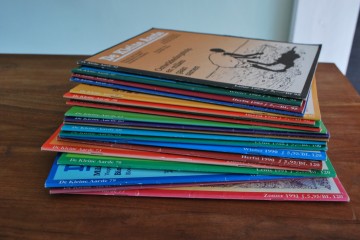 Boekjes waterhouder bloempot eierdopjes 009