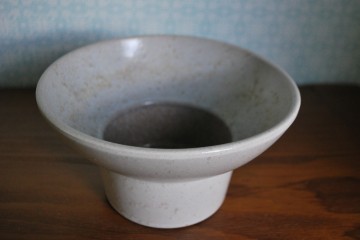 Boekjes waterhouder bloempot eierdopjes 033