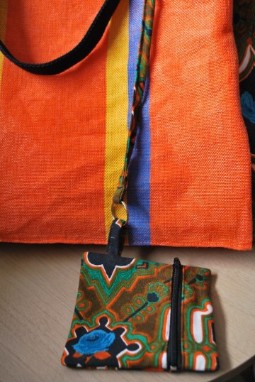 Boempot tasschaaltjes bekersteekbloemen 024