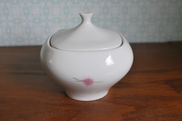 Dekenkleed vaas potjeschoteleierdoptegel 028