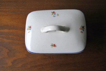 Fondueopbergpoefkleed zeepbakje 004