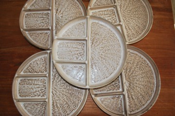 Koffiepotlijstboekfonduemokschotelbloempot 054