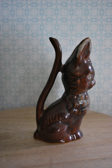 Schenkpoesbloempot fat lava 006