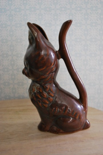 Schenkpoesbloempot fat lava 008