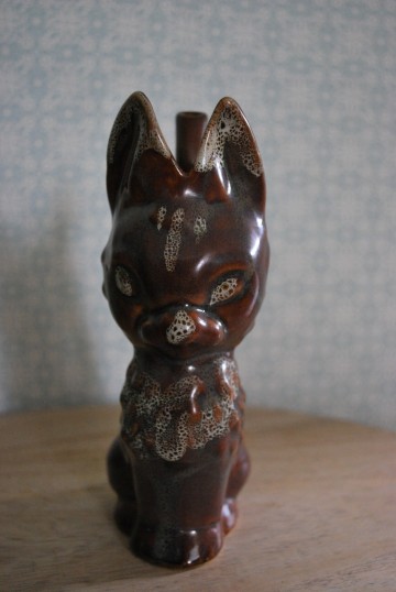 Schenkpoesbloempot fat lava 009